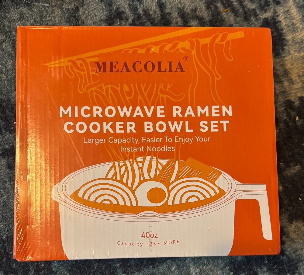 NEW Meacolia Microwave Ramen Cooker Bowl Set 40 oz With Utensils Orange